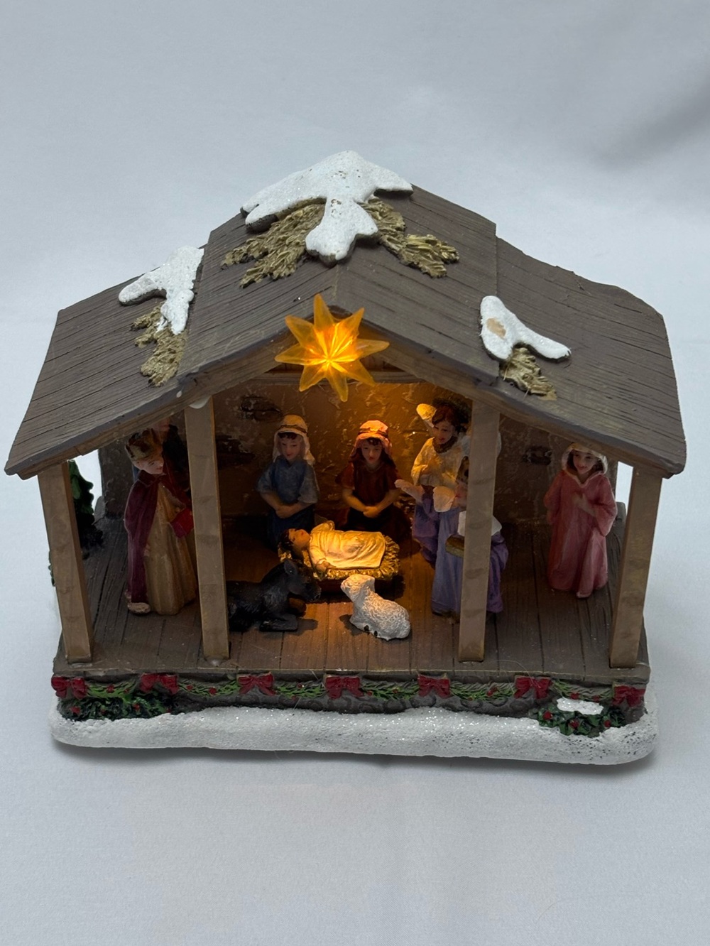 St. Nicholas Square Children’s Nativity Stage Illuminates